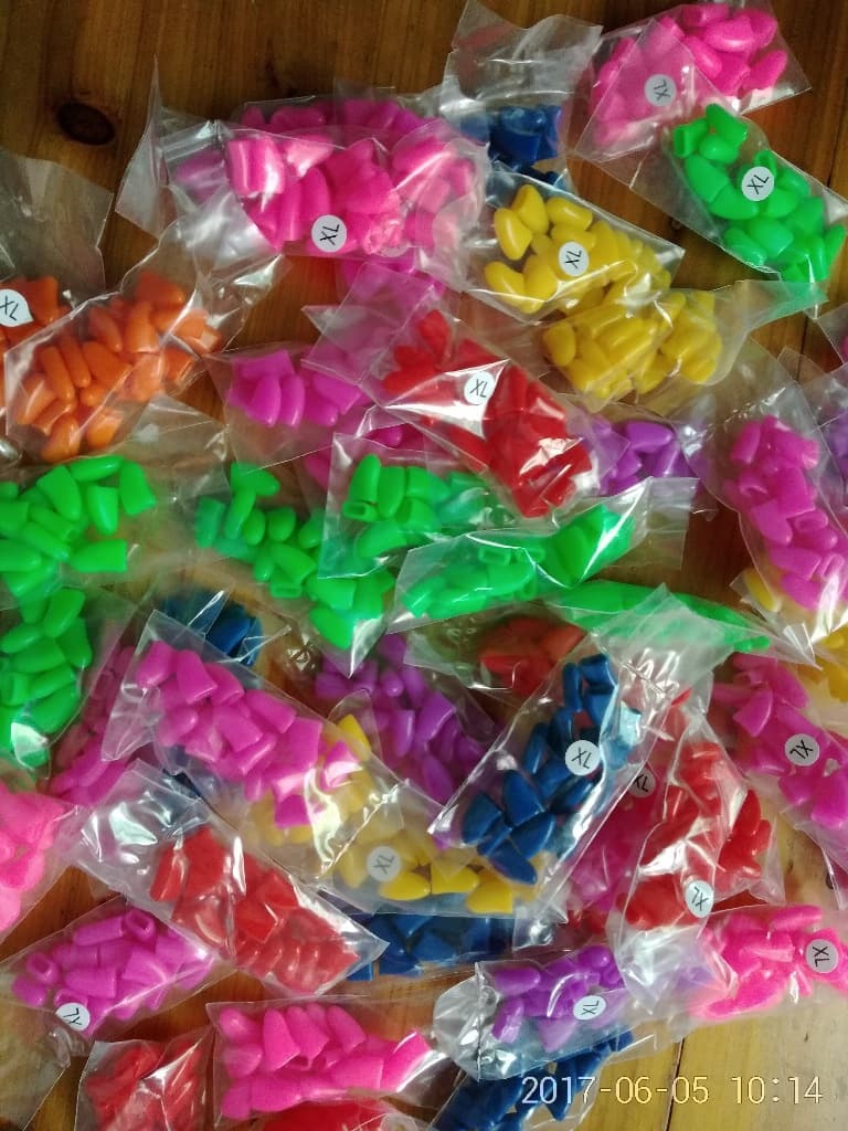 Cat's Nail Caps, Dog's Nail Caps, Pet Nail Covers