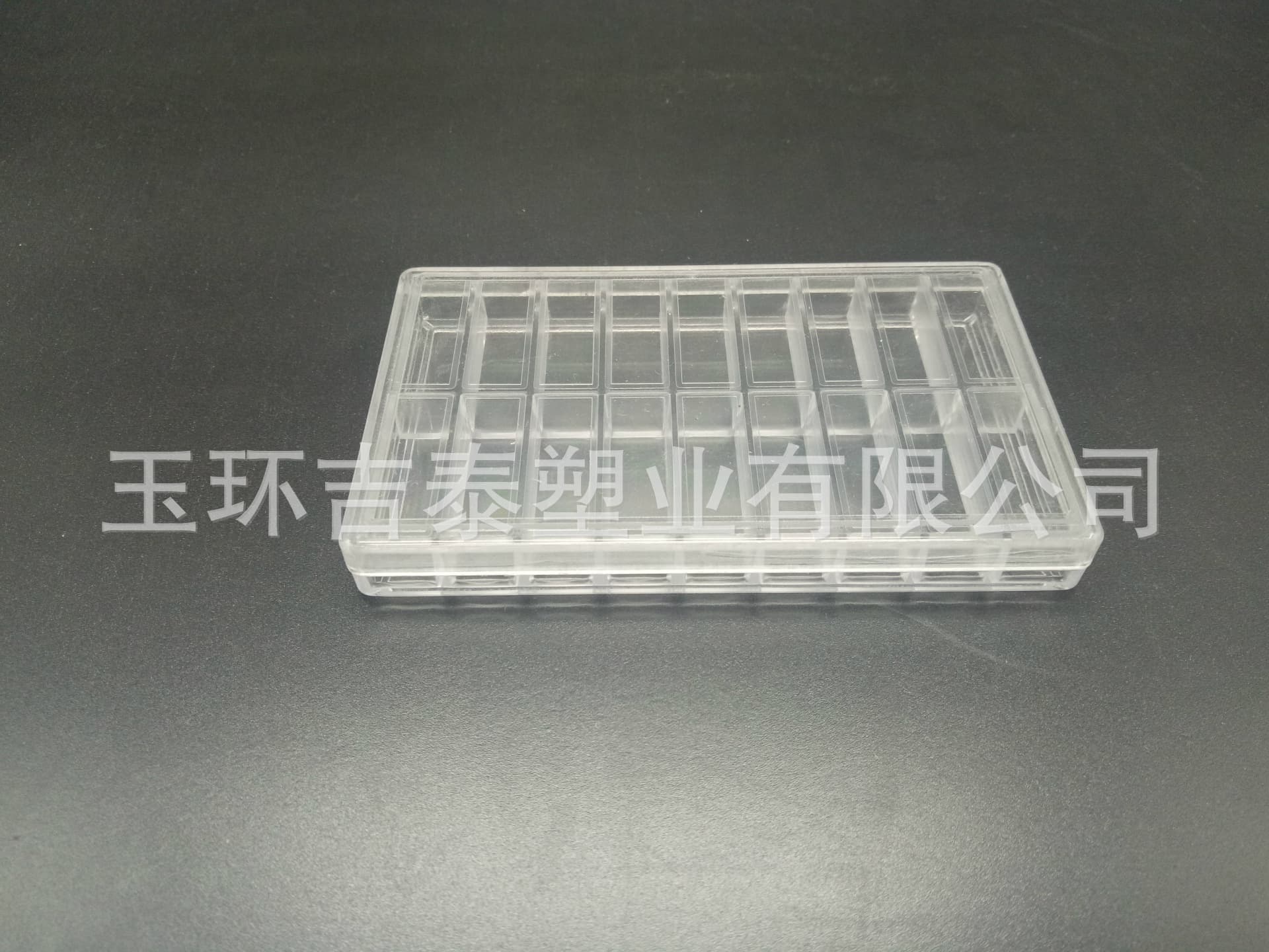 Factory direct sales of earring boxes, watch parts boxes, hair clips, watch earring strap stud boxes, and miniature screw boxes.