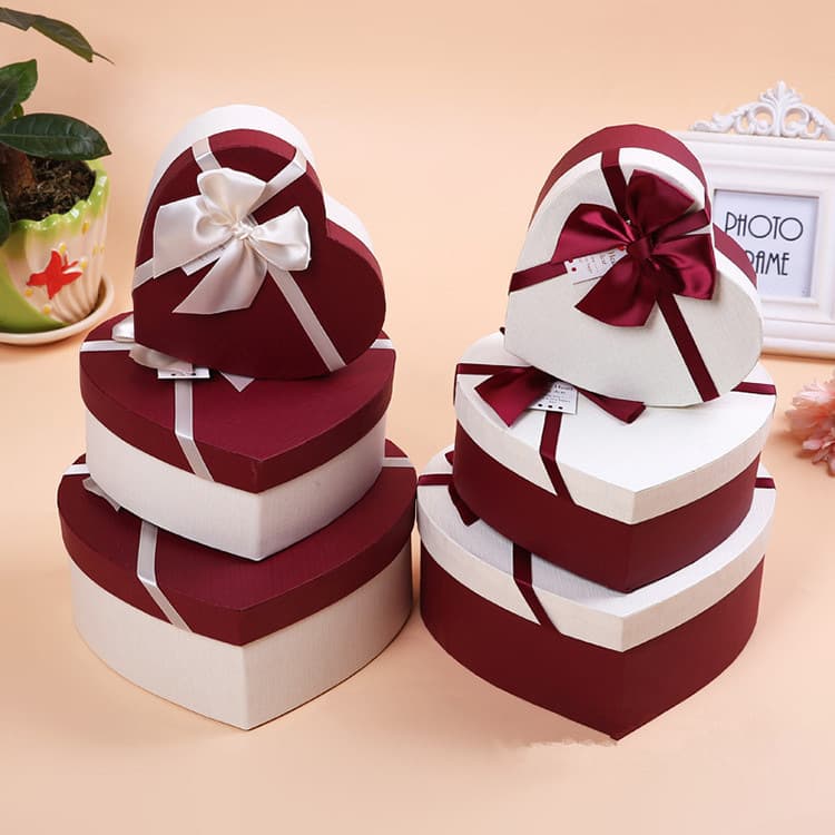 Empty Box Bow Heart-Shaped Gift Empty Box Wholesale Silk Scarf Packaging Box Chocolate Packaging Box Wholesale Paper Box