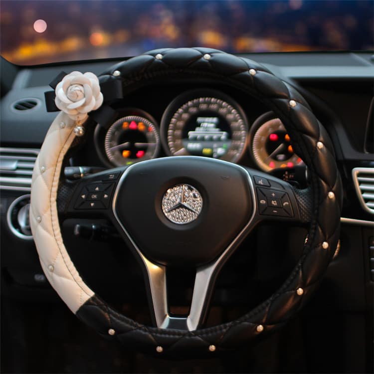 Korean Fashion Car Diamond Pearl Steering Wheel Cover Four Seasons Camellia Black and White Personality Leather Car Handle Cover for Women