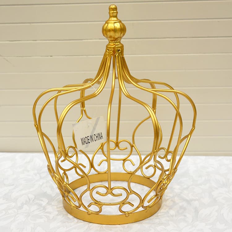 Iron Art Crown Creative Home Decor Metal Craft Ornament Creative Gift Handcrafted Decoration European Style