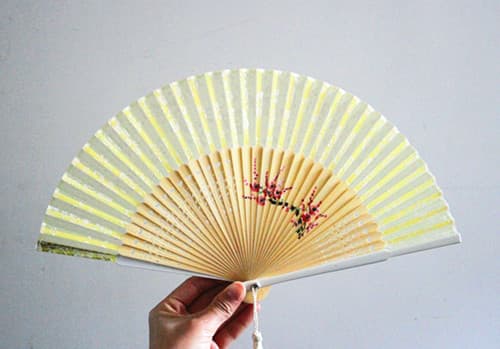 Spot Japanese style folding fan for women, rabbit cherry blossom fan, spray-painted folding fan, craft fan