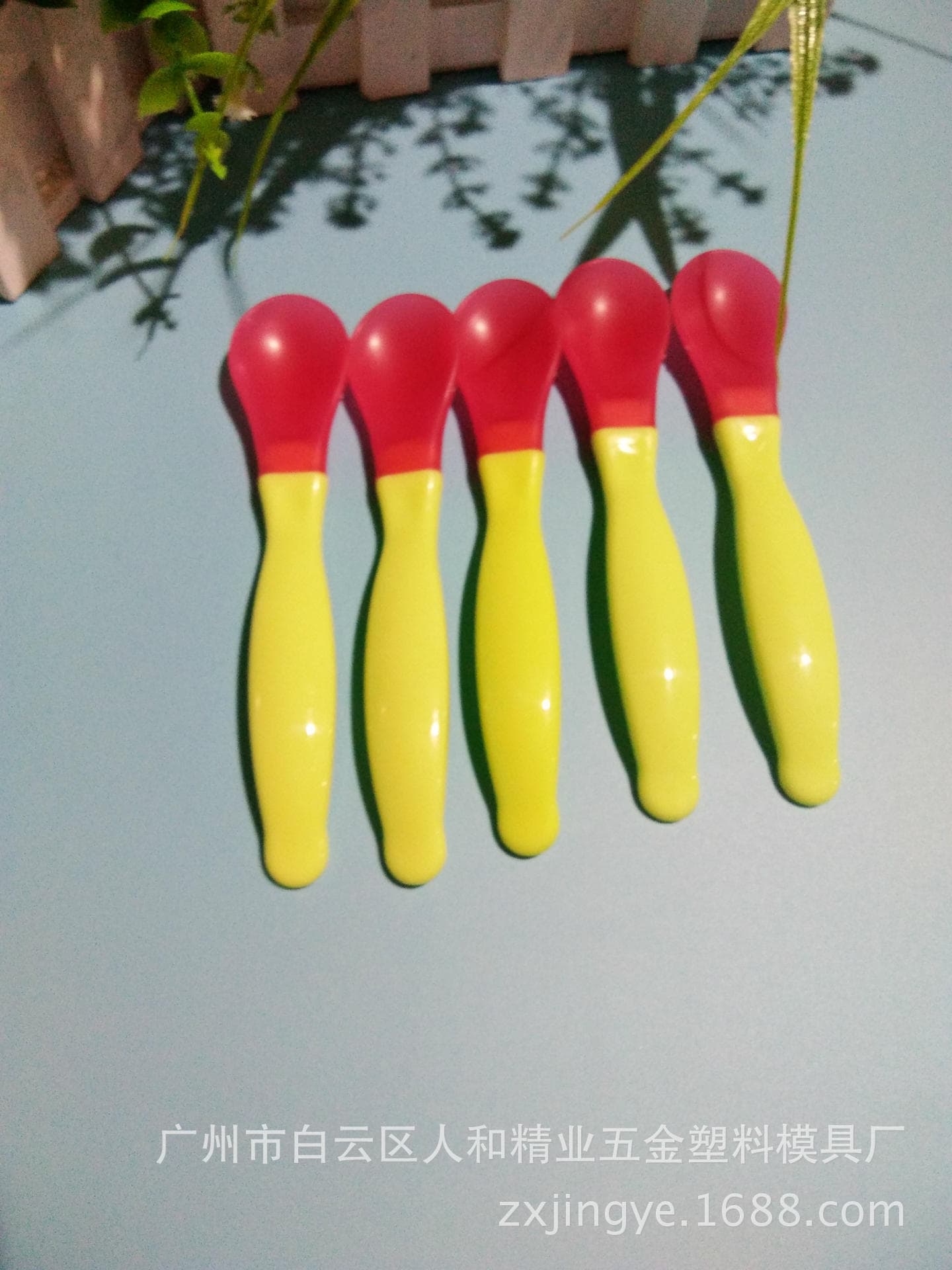 Baby Temperature-Sensing Feeding Spoon, Infant Heat-Sensitive Soup Spoon, Color-Changing Baby Spoon, Safe Temperature-Indicating Weaning Spoon