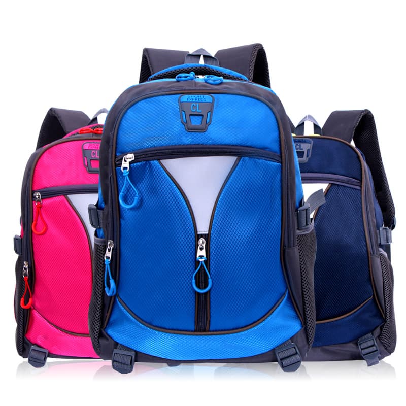 Factory direct wholesale 2017 new Korean style casual travel backpack for middle school girls and elementary school students for men.