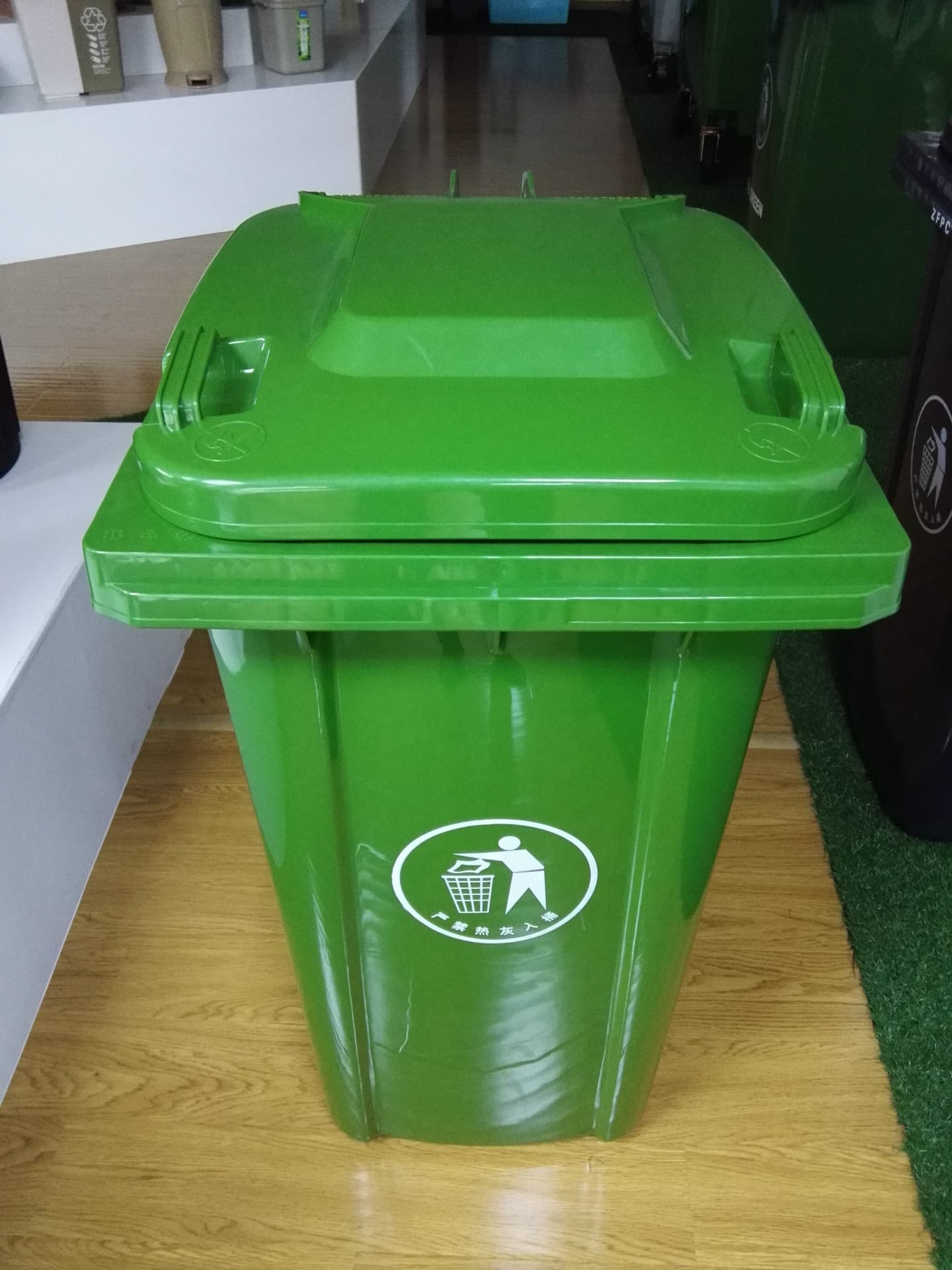 240L Thickened Kitchen Trailer Bin, Four-Color Sorting, New Material Garbage Bin, Sanitation Outdoor, Factory Direct