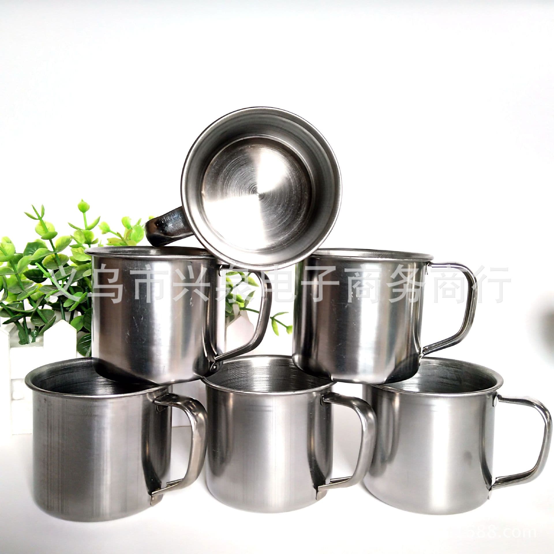 Steel Cup - High-quality polished steel cup, children's water cup, drinking cup for alcohol, wholesale at one or two yuan each.