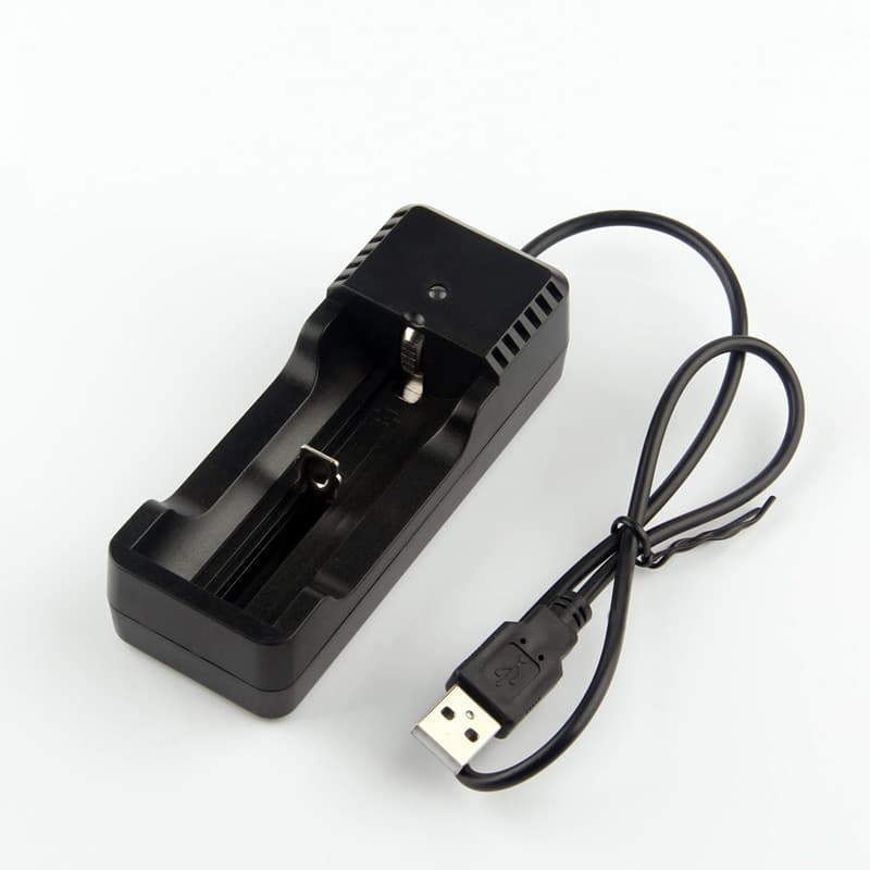 Wholesale 18650 Lithium Battery Charger USB Interface Rechargeable Battery Charger 26650 Charger