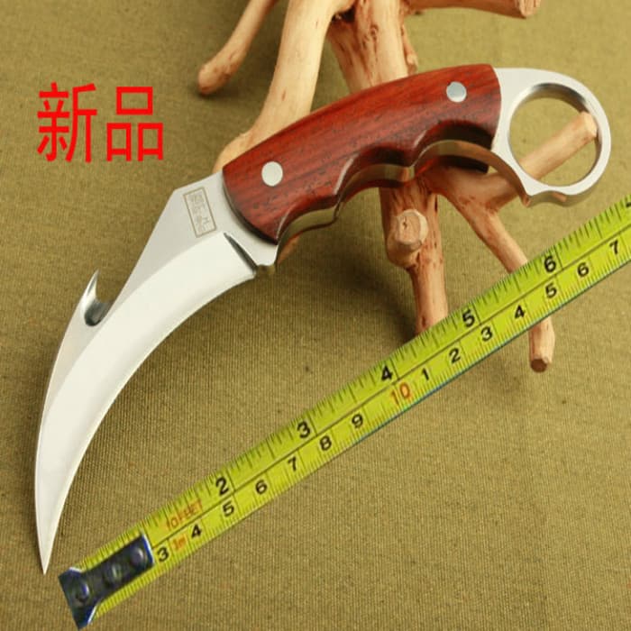 Outdoor Desert River—Monster Claw Multi-Function Swiss Army Knife Self-Defense Folding Claw Survival Knife Tool
