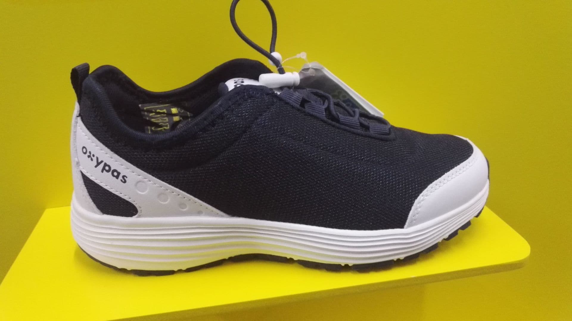 Oxypas New Summer Nursing Shoes Nurse Commuter SRC-Level Anti-Slip ESD Anti-Static