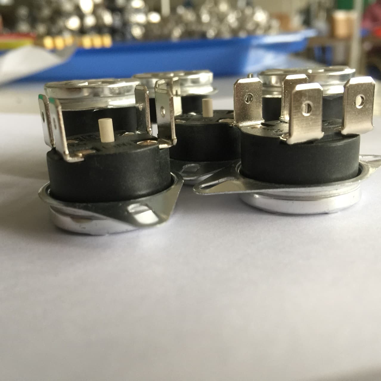 Electric Water Heater Thermostat Dual Limit Temperature Controller 302 Snap Action Thermostat Switch Household 93℃ 95℃ Temperature Controller