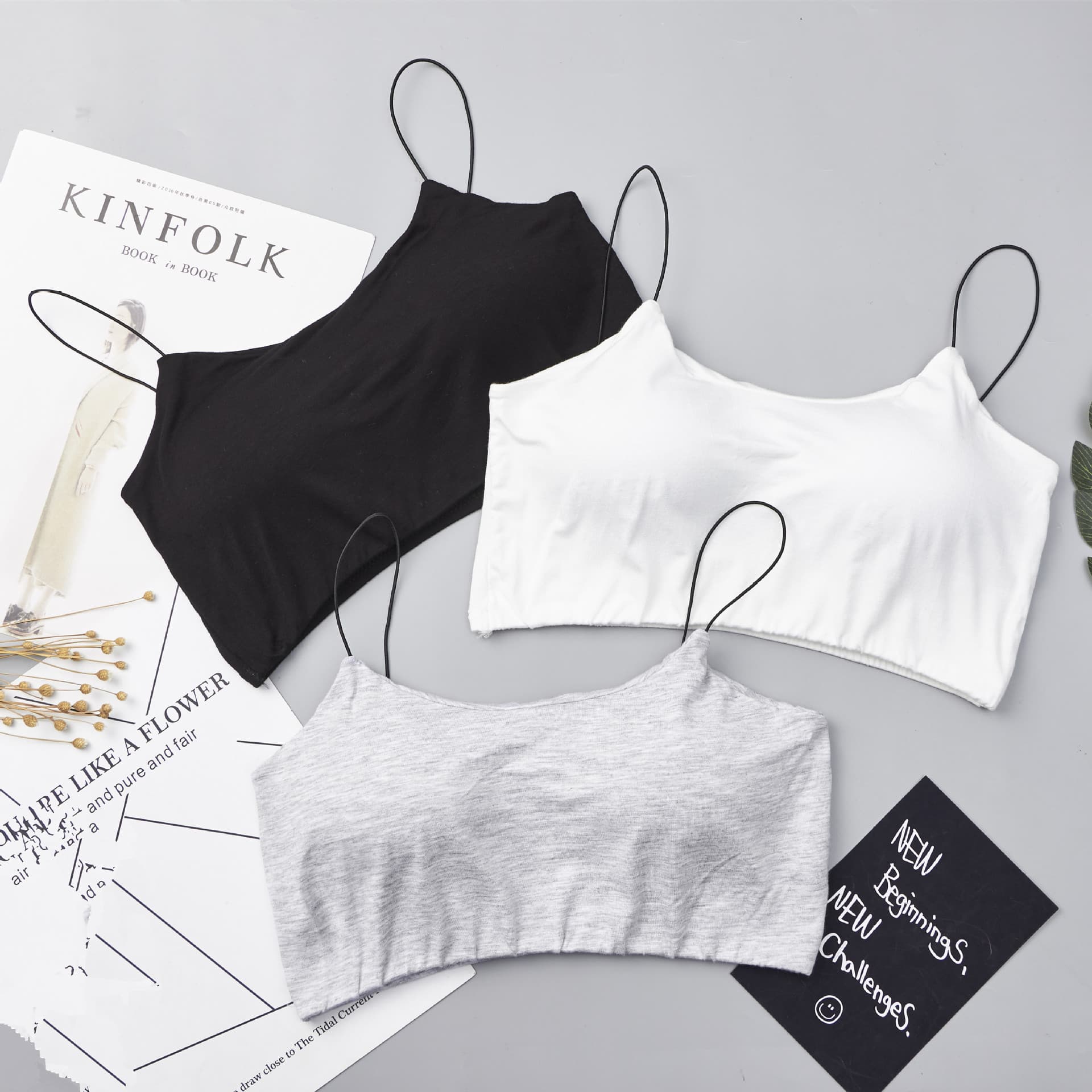 [2022 New Backless Design] Thin Strap Wrap Bustier Stretchy Camisole Tube Top Bra Wire-Free Women's Underwear
