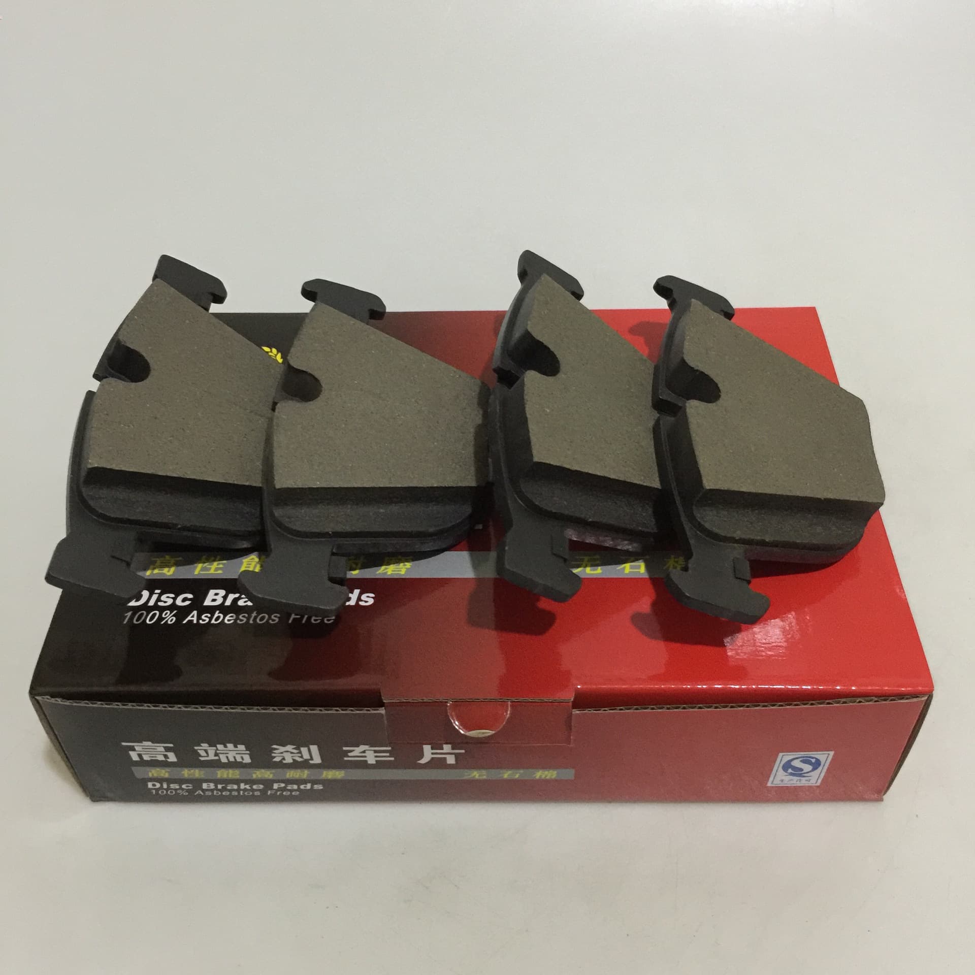 Applicable to D919 rear brake pad 540/545/550/BMW:E 64 645CI 650i ceramic brake pad