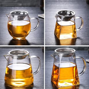 Factory Wholesale Glass Fair Cup Square Tea Divider with Strainer Tea Pitcher Kung Fu Tea Accessories