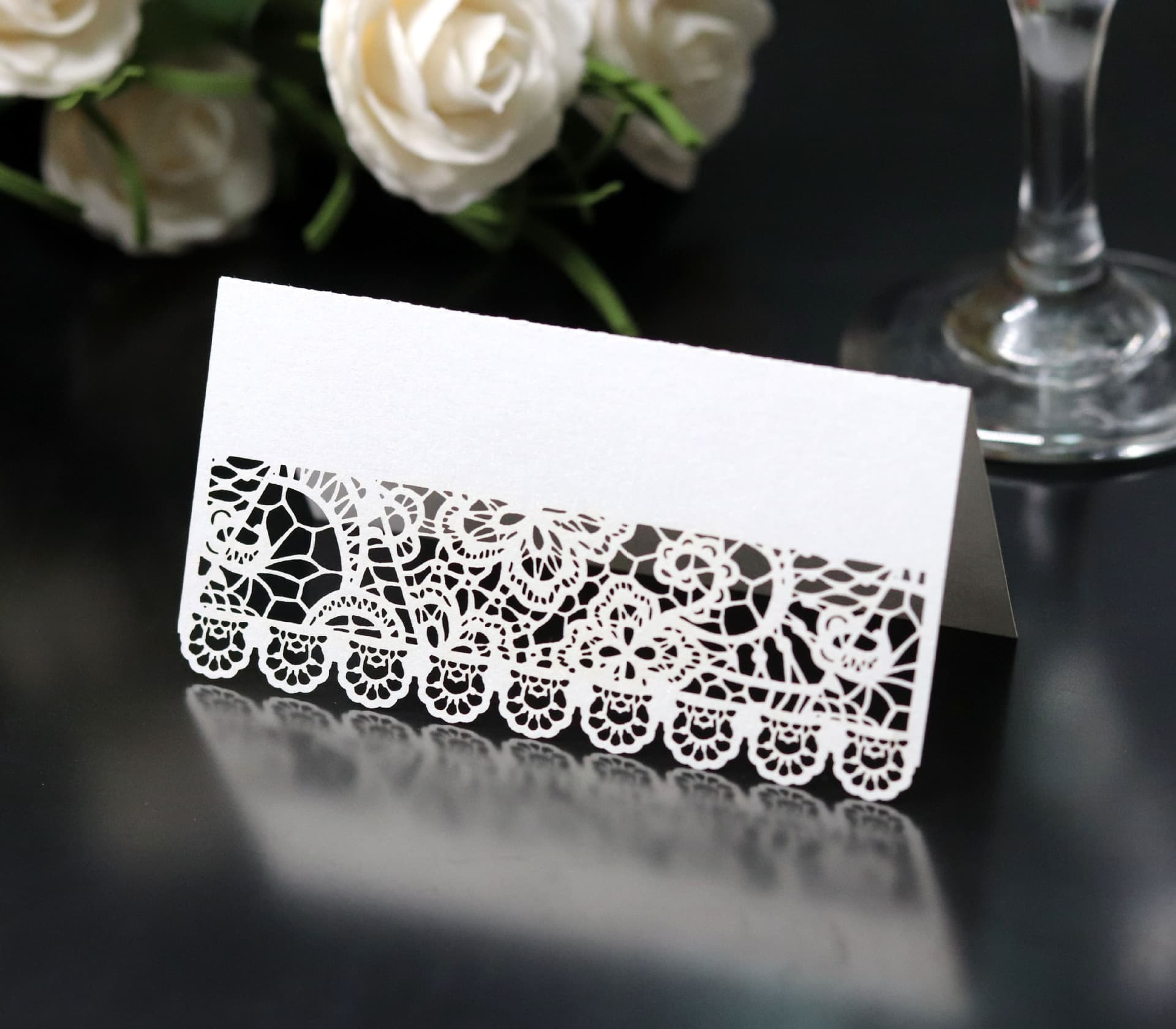 Amazon Laser Cut-out Seat Card Lace Border Card Deep Purple Name Check-in Table Table Card Wholesale
