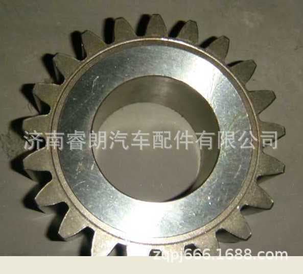 Factory Wholesale CNHTC HOWO Steyr Parts WG2210050301 Idler Gear