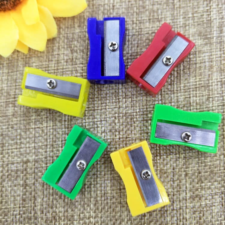 Factory Direct Plastic Rectangular Pencil Sharpener Student Supplies Small Square Sharpener 641 Pencil Sharpener