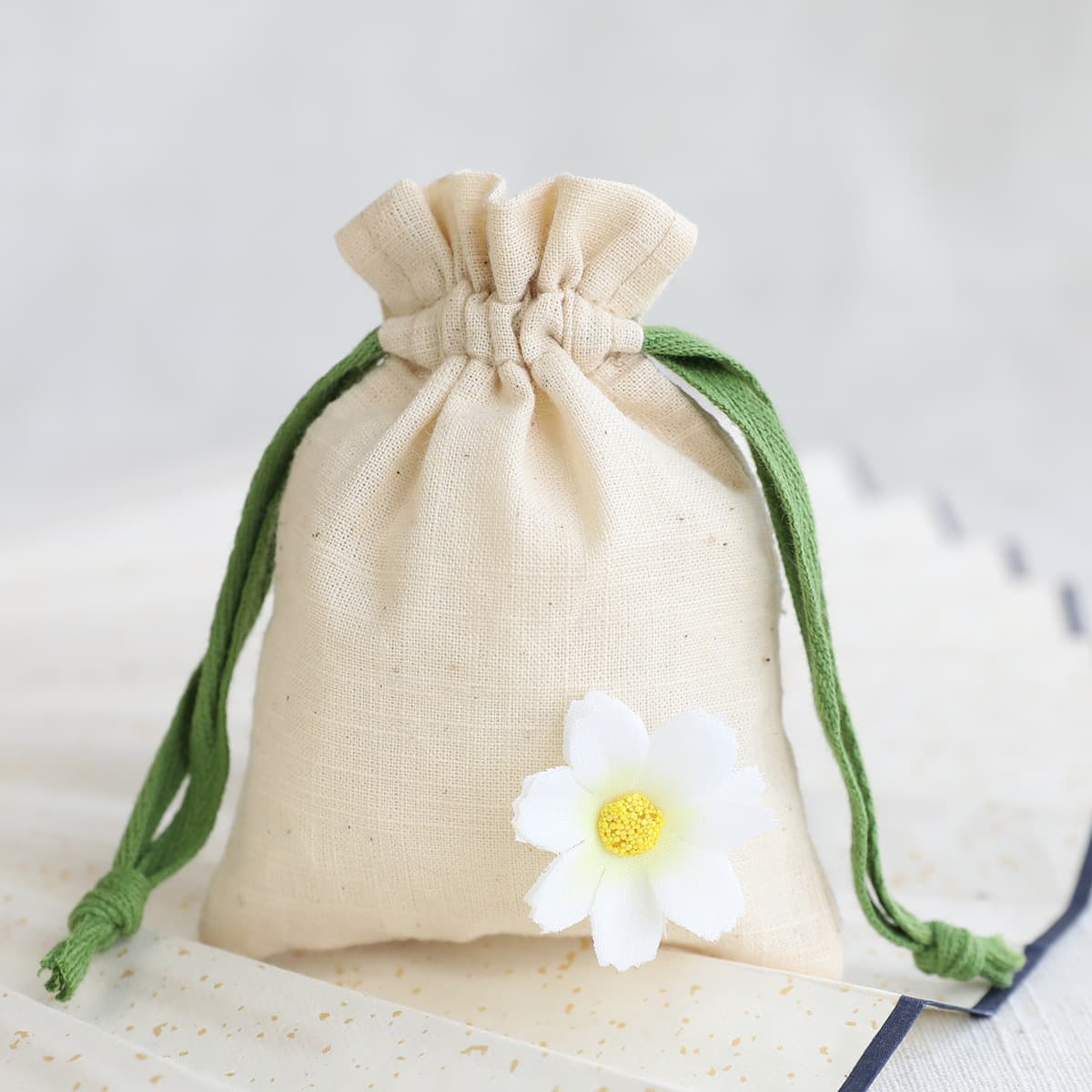 Manufacturer Pure Cotton Floral Sachet Bag Wardrobe Fragrance Pouch Packaging Bag Spices Car Bamboo Charcoal Lavender Drawstring Empty Bag