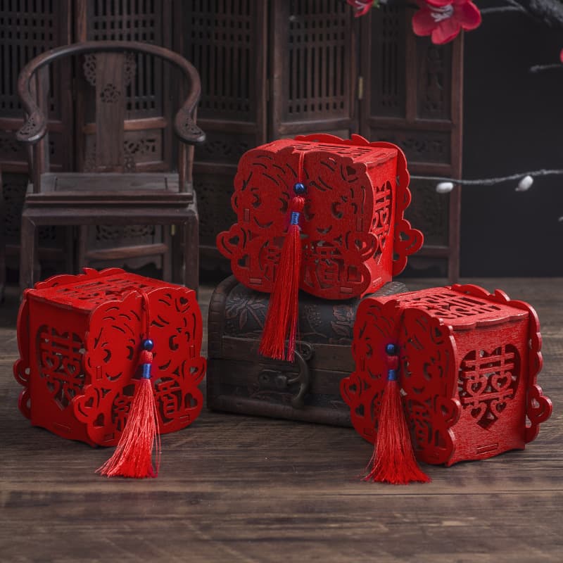 Wedding Candy Box, Wedding Favor Gift Box, Chinese Style Hollow Design, Creative Cartoon Candy Packaging Box