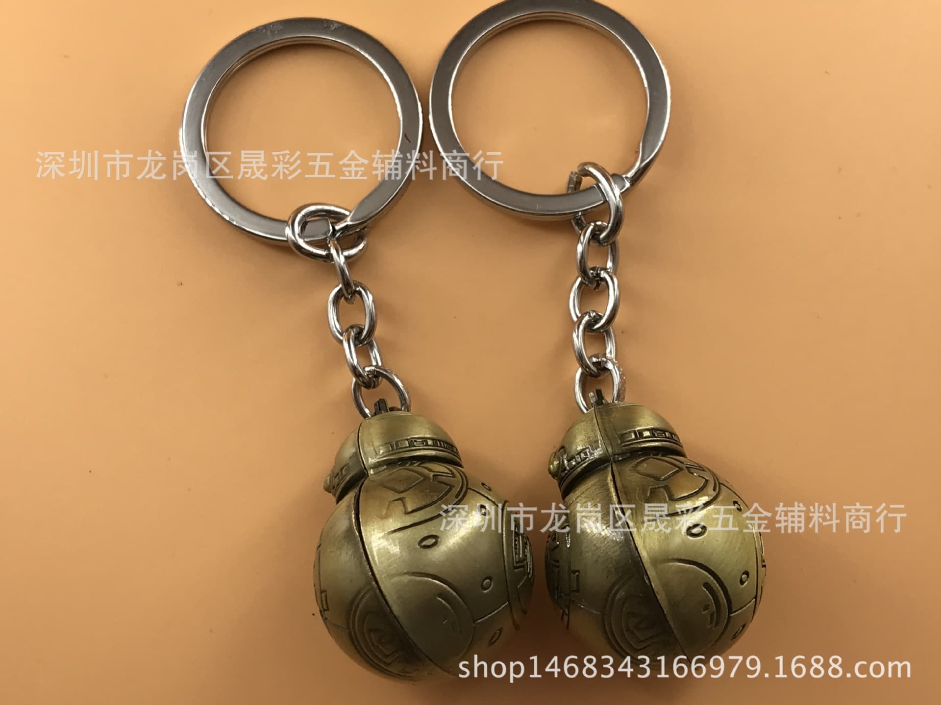 Gaming Accessories PUBG PlayerUnknown's Battlegrounds Chicken Dinner Battle Royale Level 3 Backpack Glove Keychain Pendant Decoration