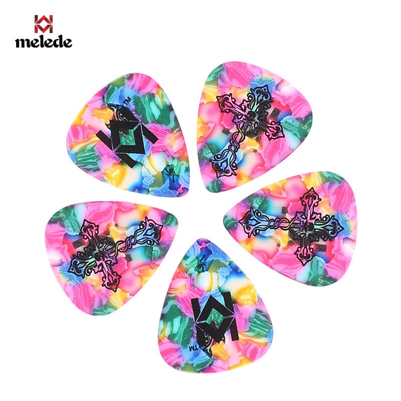 Melody brand picks, multi-color DIY options, guitar accessories such as guitar straps, large stock available