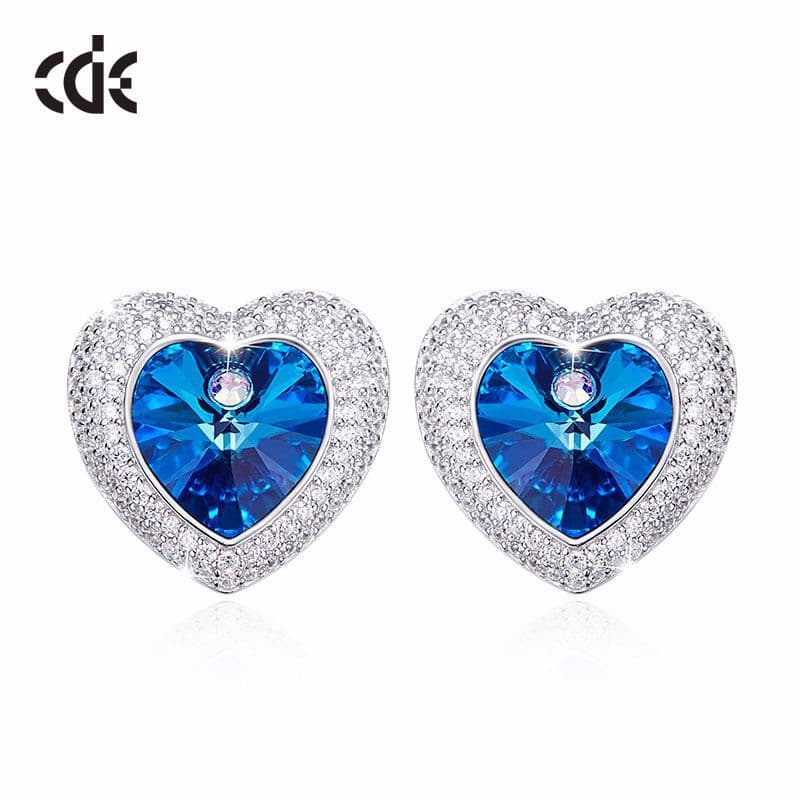 Xidel cross-border 925 sterling silver personalized heart-shaped crystal stud earrings for women are simple and versatile earrings.