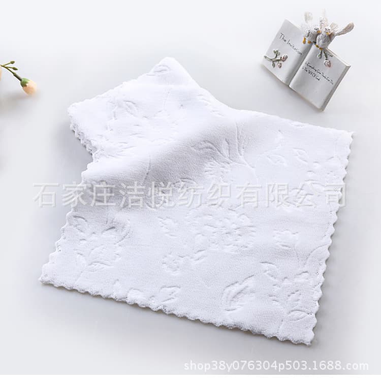 Microfiber small square towel, cut-edge wave white small square towel, fiber hotel napkin, wet wipe, cleaning small rag