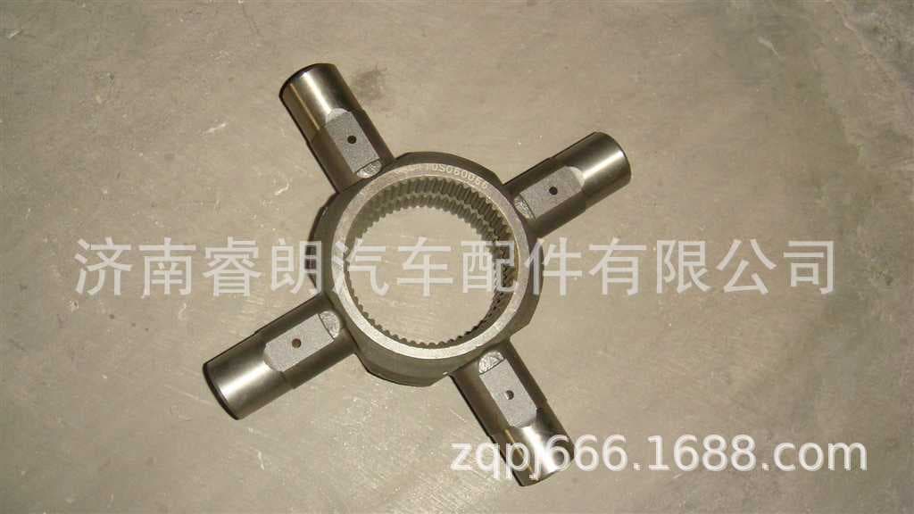 Manufacturer wholesale Sinotruk Howo Steyr parts WG9970320134 Differential cross shaft, inter-axle AC16