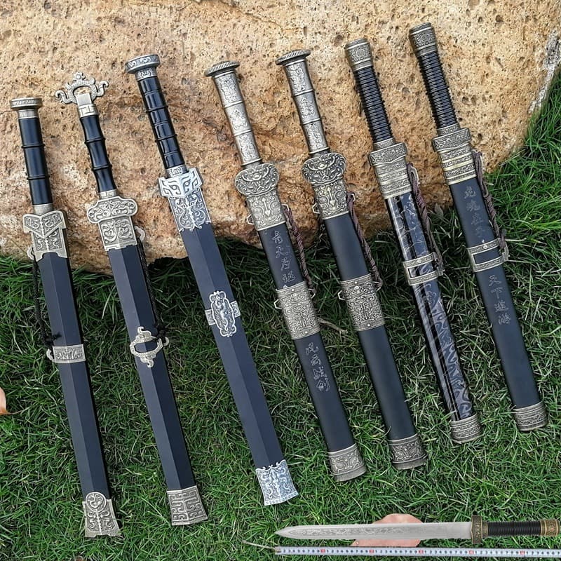 Stainless Steel Short Sword Longquan Dagger Pocket Sword Mini Sword Han Sword Hard Sword Self-Defense Weapon Home Decoration Unsharpened