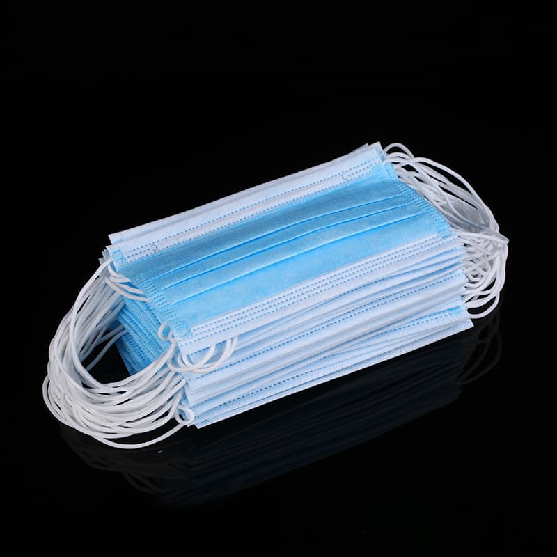 Guangdong disposable three-layer protective masks, non-woven dust masks in white and blue, Dongguan factory in-stock.