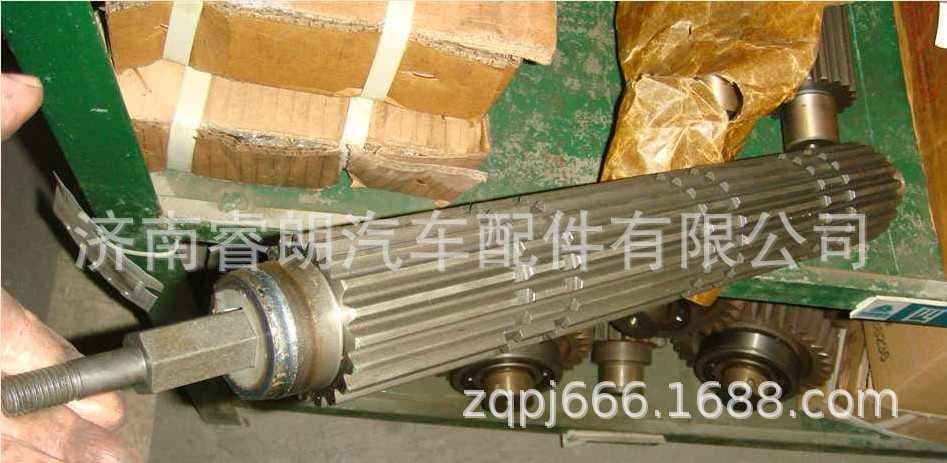 Factory Wholesale CNHTC HOWO Steyr Parts WG2203040003 Main Shaft with Ball Head Assembly