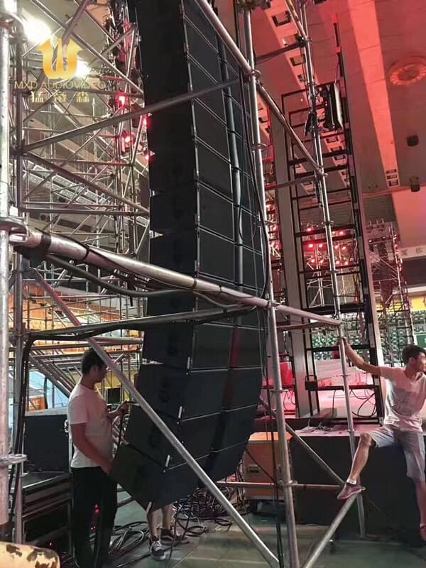 Line Array Sound Engineering Conference Room Sound System Stage Lighting and Audio Equipment Stadium Sound Equipment
