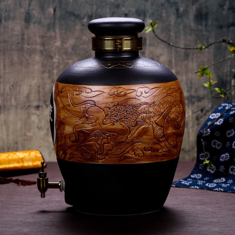 Yangmei wine, wine jars, wine vats, privately stored white wine, cellar-aged bulk wine, 10 jin, 20 jin, 30 jin, 50 jin, 100 jin, blue and white porcelain E18