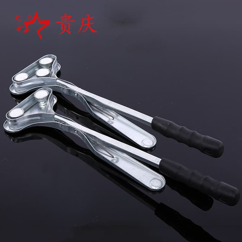 Factory direct sales of punch press safety clamps, punch press tools, safety hand type A, enlarged and magnetic.