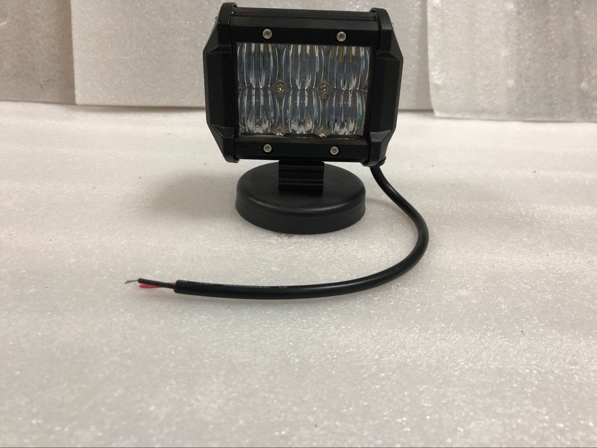 Factory Direct 5D Lens Foreign Trade Hot-Selling 18W LED Headlight Work Light, Vehicle Lamp, Off-Road Light, Truck Light