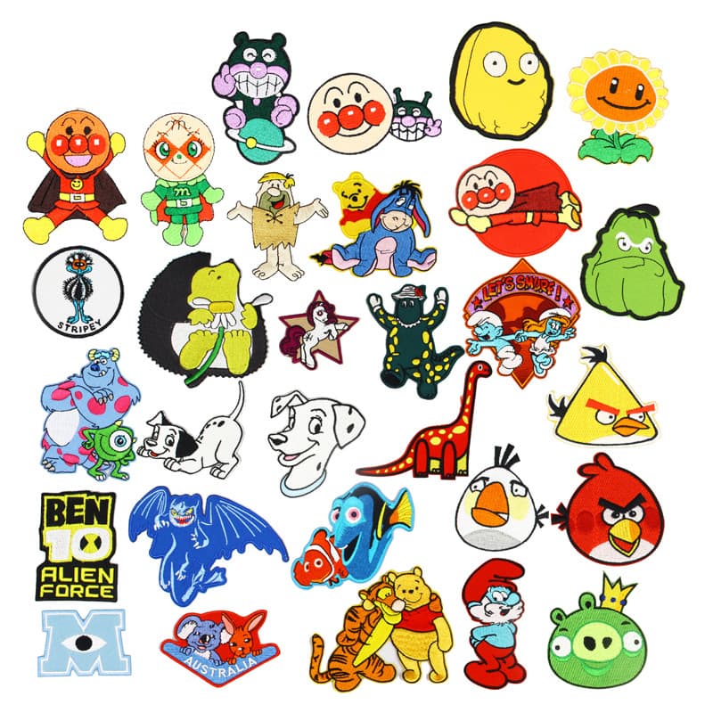 In Stock 2018 New Cute Cartoon Fabric Patch Embroidery Iron-On Patch for Clothing Repair Self-Adhesive Fabric Patch Bag Patch