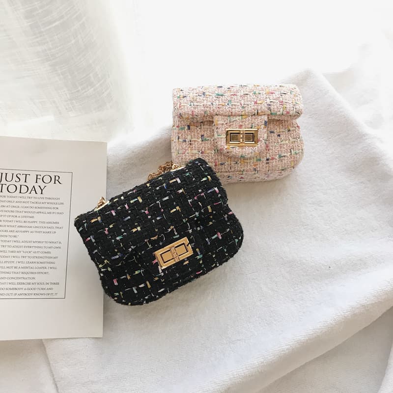 2021 autumn/winter Korean version new children's bag crossbody bag girls fashionable princess chain bag woolen accessory bag.