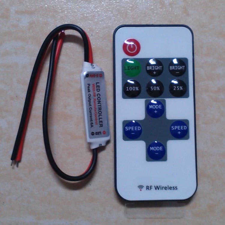 Factory Direct RF Controller Mini RF Controller 11-Key Single Color Controller RF Wireless LED Strip Light Control