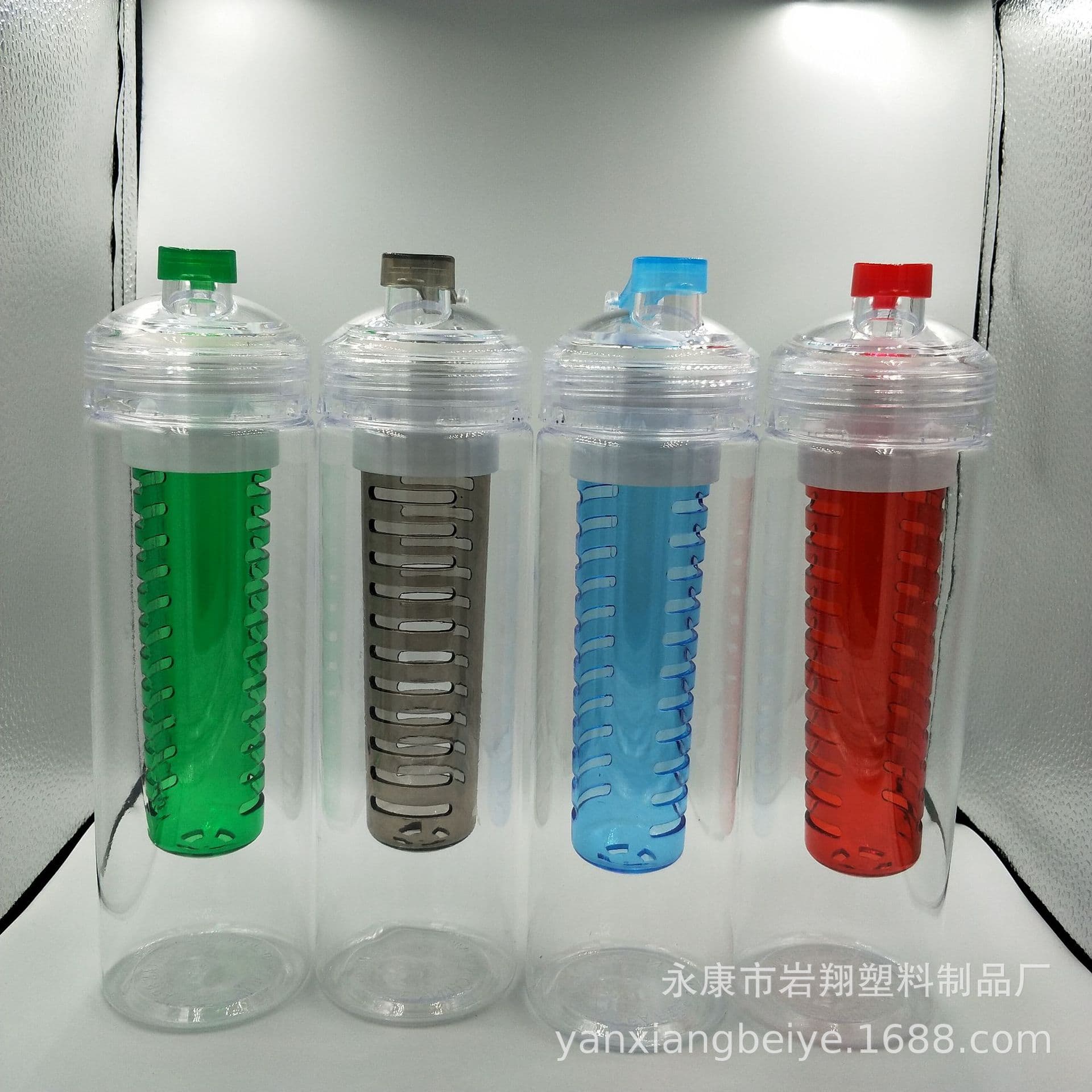 European and American Style Fruit Cup Plastic Cup Outdoor Sports Water Bottle Lemon Cup Tea Water Separation Cup Creative Travel Mug