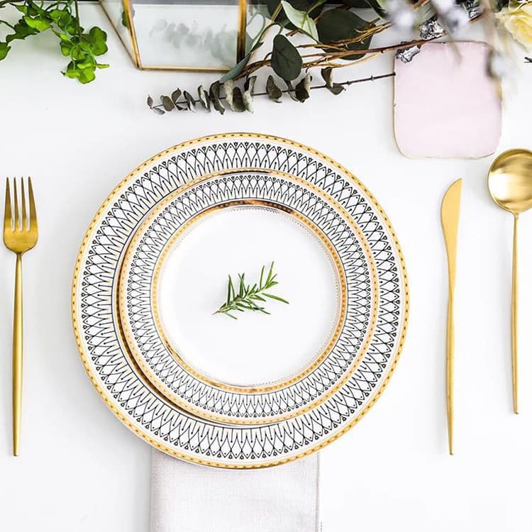European-style Western-style dinner plate, steak cake, snack plate, banquet presentation dish, gold-rimmed British ceramic dinner plate, dry fruit plate