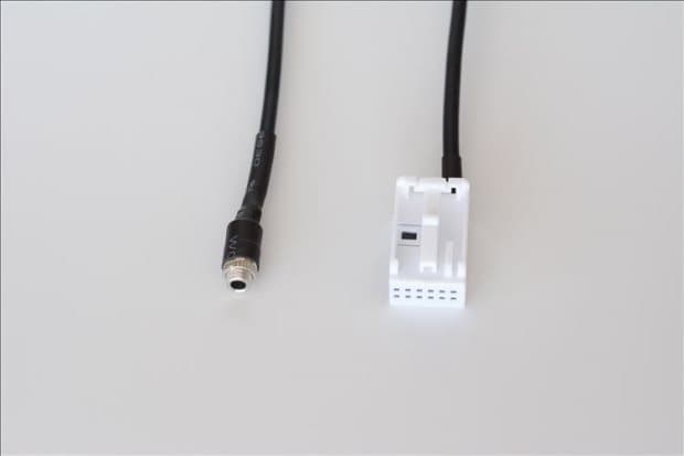 BMW E60 E63 E64 E65 E66 E81 E82 E87 E88 E90/E91 E92 AUX Female Cable