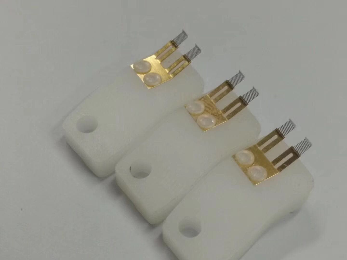 Manufacturer produces filamentary brushes, filamentary composite brushes, and OEM custom-made precious metal alloy brushes.