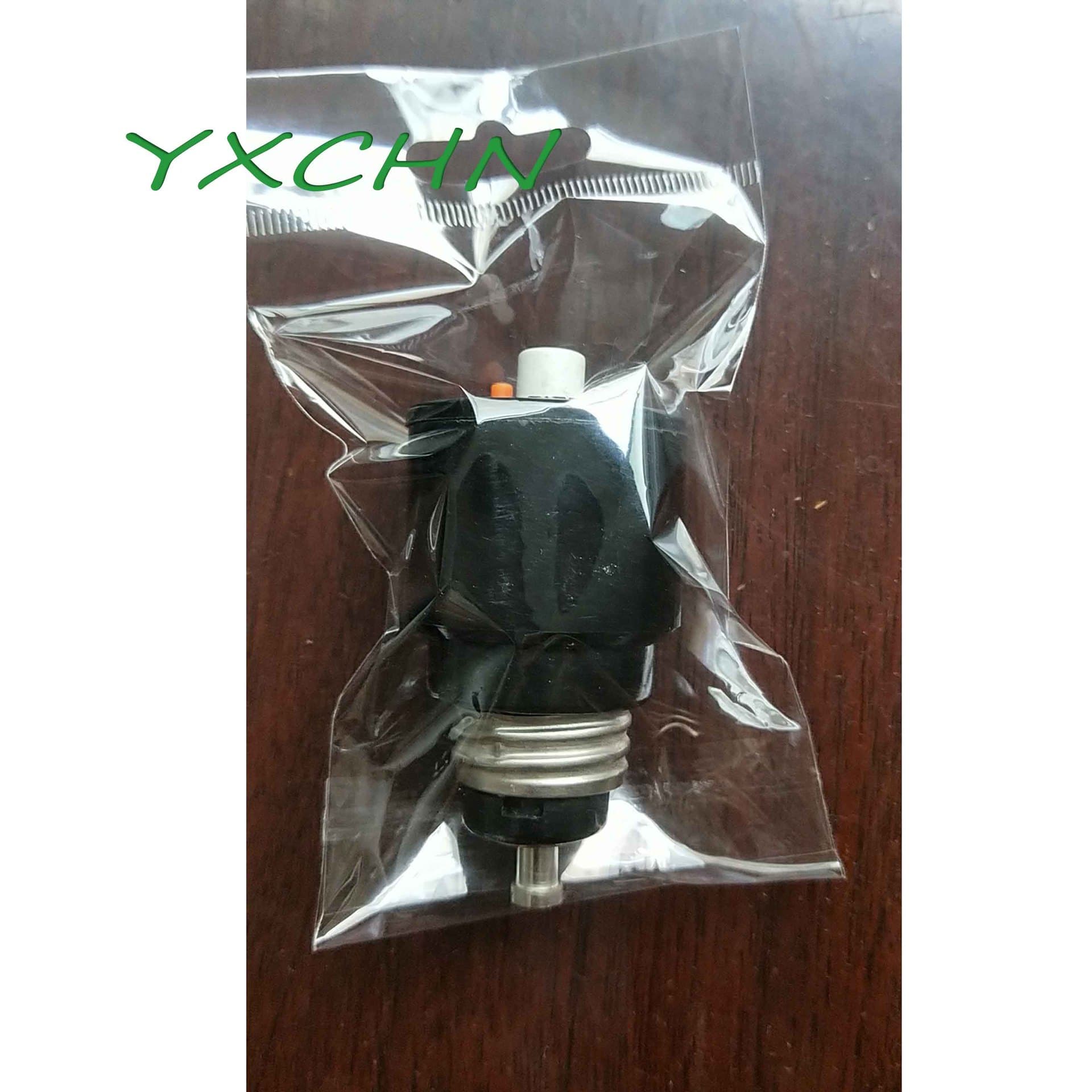 C16 E27 Russian Black Bakelite Screw-Type S101 Lamp Holder Fuse Circuit Breaker