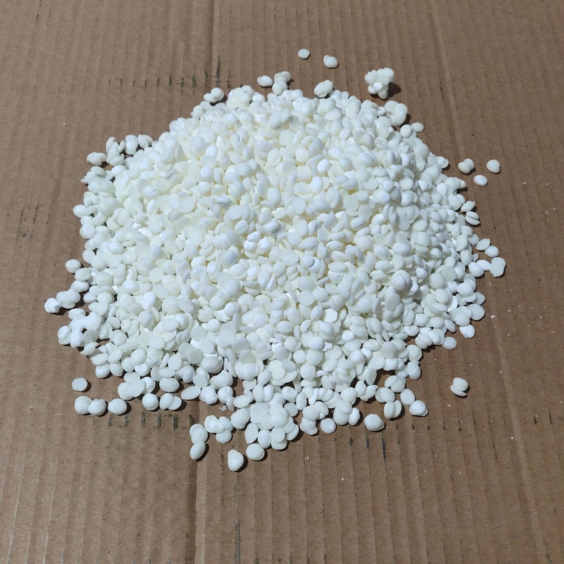 DIY candle wax brand material soy wax Soy wax raw material 58 degrees granular soy wax 1kg