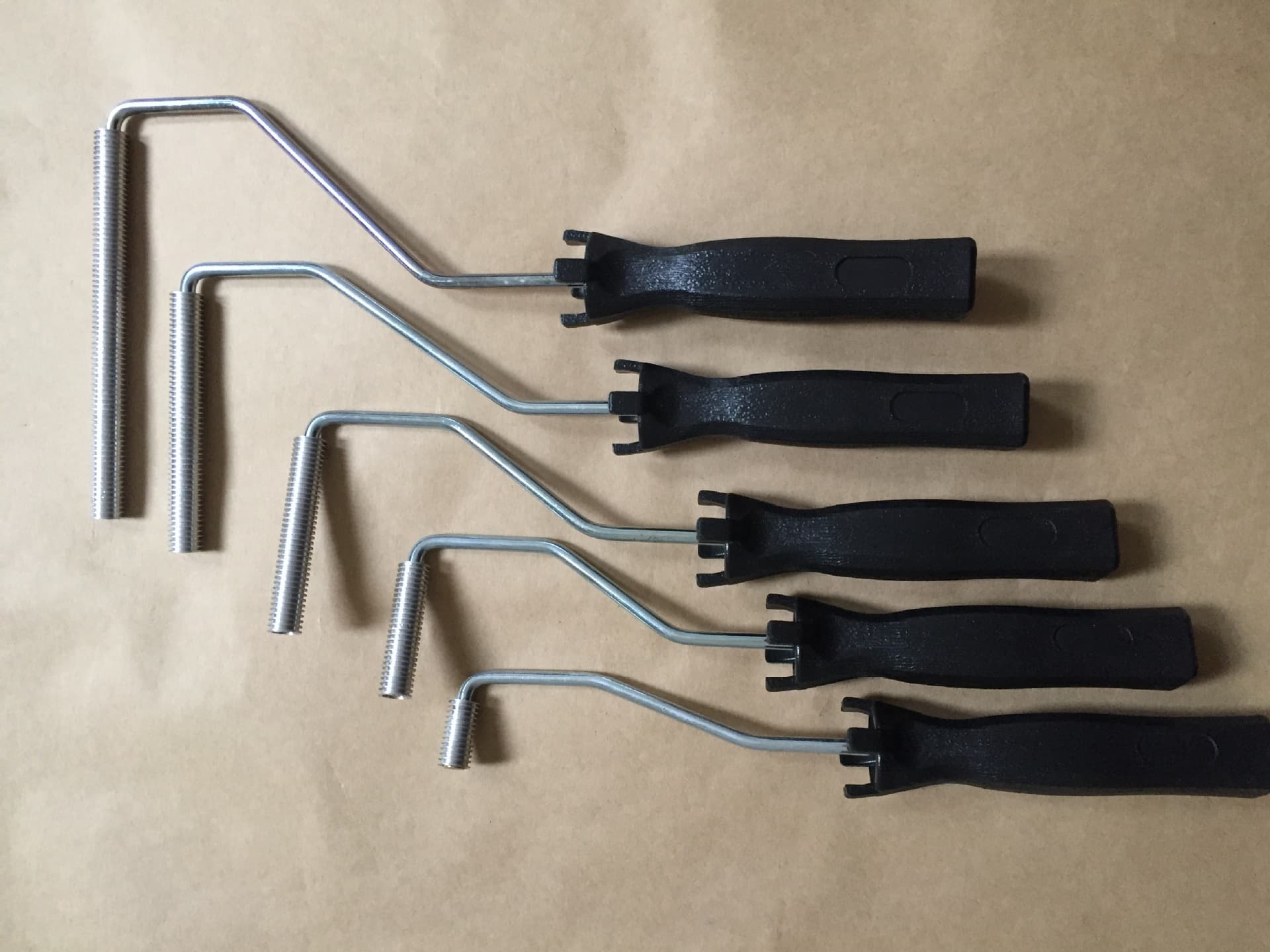 Fiberglass special tools, hand lay-up tools, defoaming rollers, defoaming rollers, pressure rollers, aluminum vertical groove rollers.