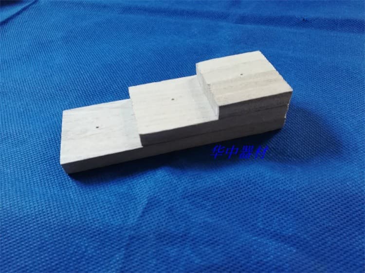 Large insect pinning stage for specimen making, dimensions 120*40*30mm.