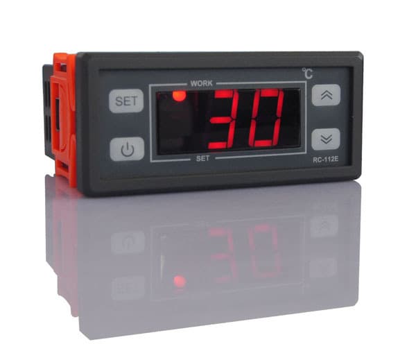 220V 10A Digital Display Temperature Controller for Refrigerators, Aquariums, and Seafood RC-112E
