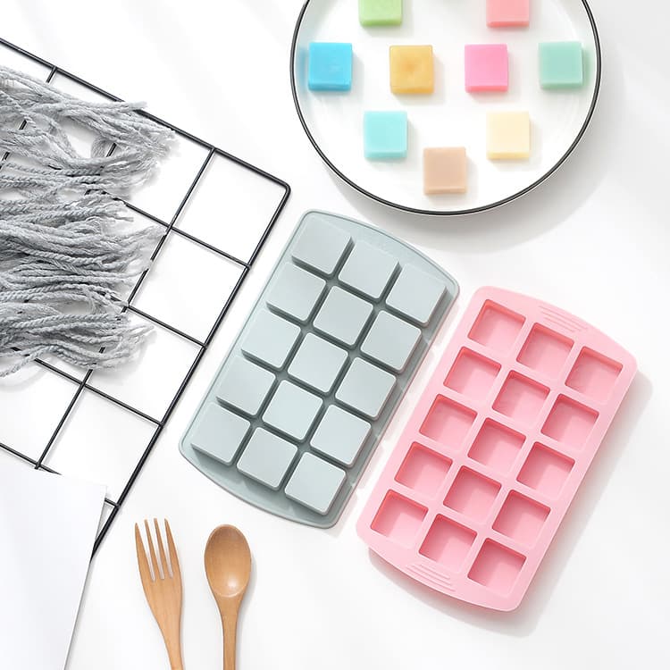 In Stock Silicone Chocolate Mold 15-Square Silicone Ice Cube Tray Red Candy Cake Mold Baking Resin Mold