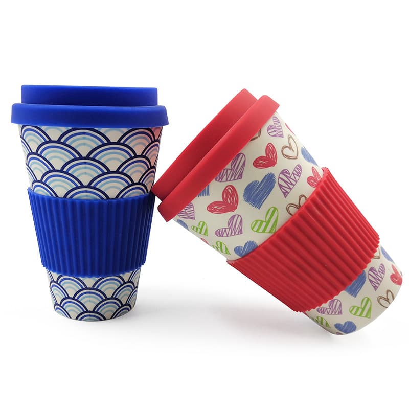 Bamboo fiber coffee cup with silicone sleeve and lid, eco-friendly professional coffee grounds cup, European style.