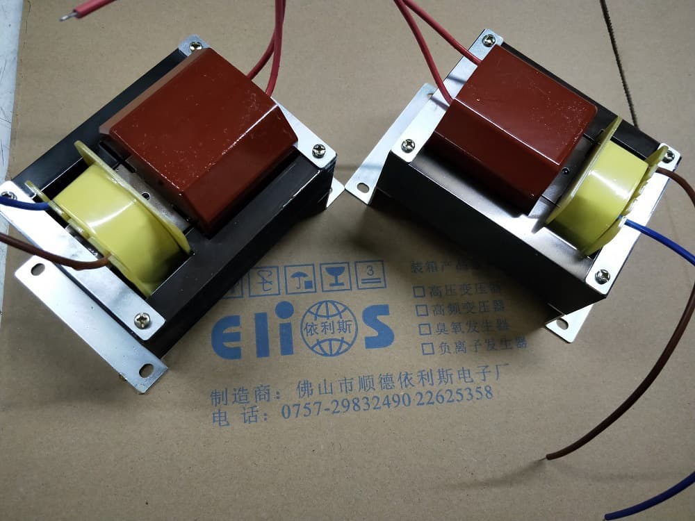 Welding machine transformer, step-up transformer, plasma transformer, high-voltage pack, high-voltage generator