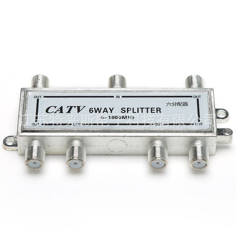 Wired TV Distributor / Frequency Divider / Splitter Wired TV Distributor One to Six Six-Way Splitter Electronic Component